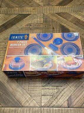 Ignite 7-Piece Burger Set - Blue
